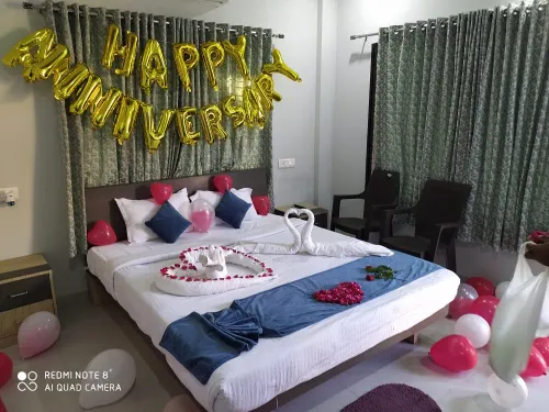 Anniversary Celebration Decor