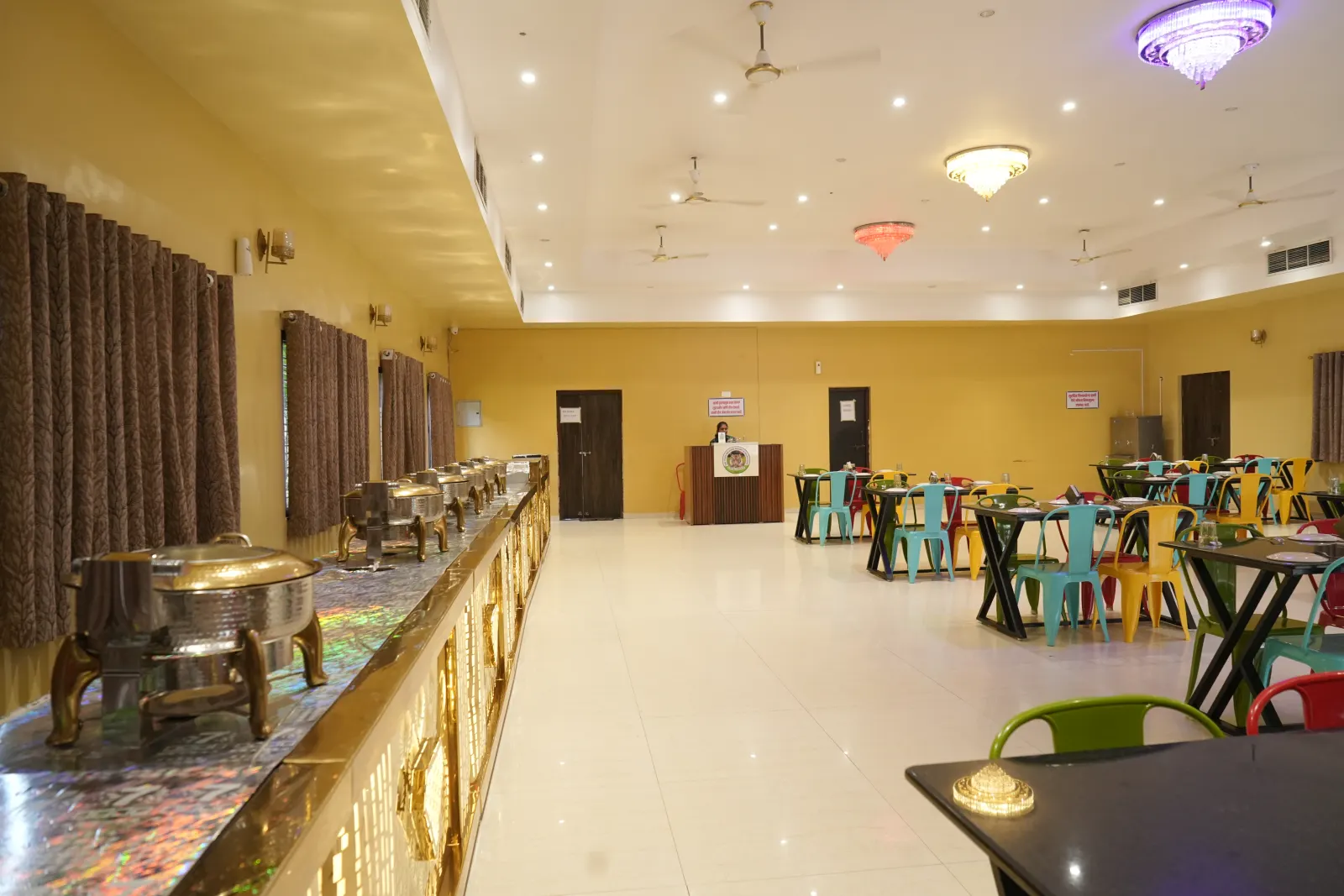 Grand Banquet Buffet Dining