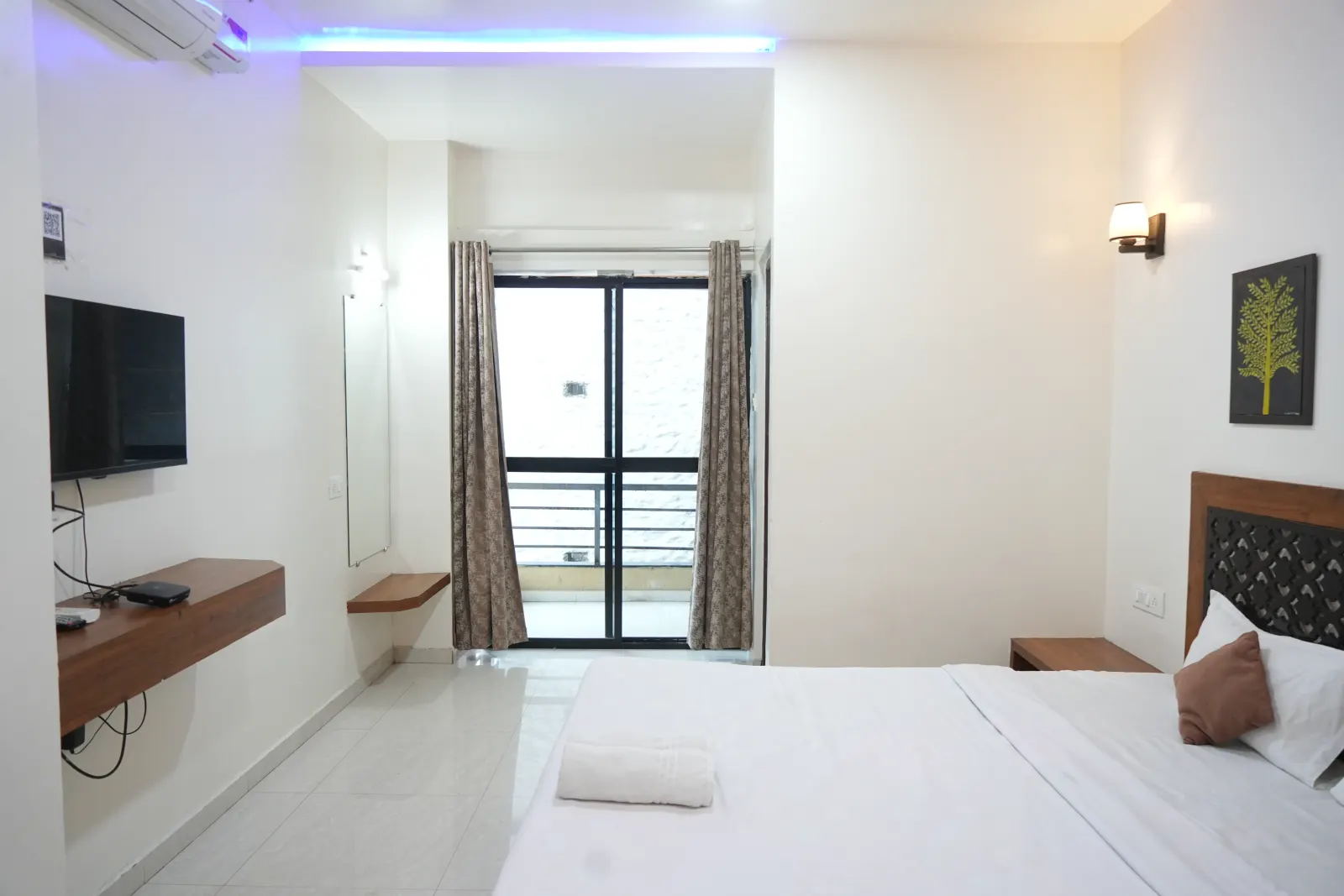 Deluxe Room view 3